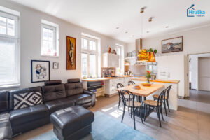 Reprezentativní byt 4+kk na Partyzánském náměstí